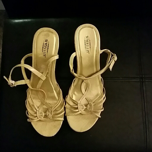 Seychelles Shoes - Seychelles Women's Tan Snakeskin Wedge Sandals – Size 8.5 (Pre-Owned)